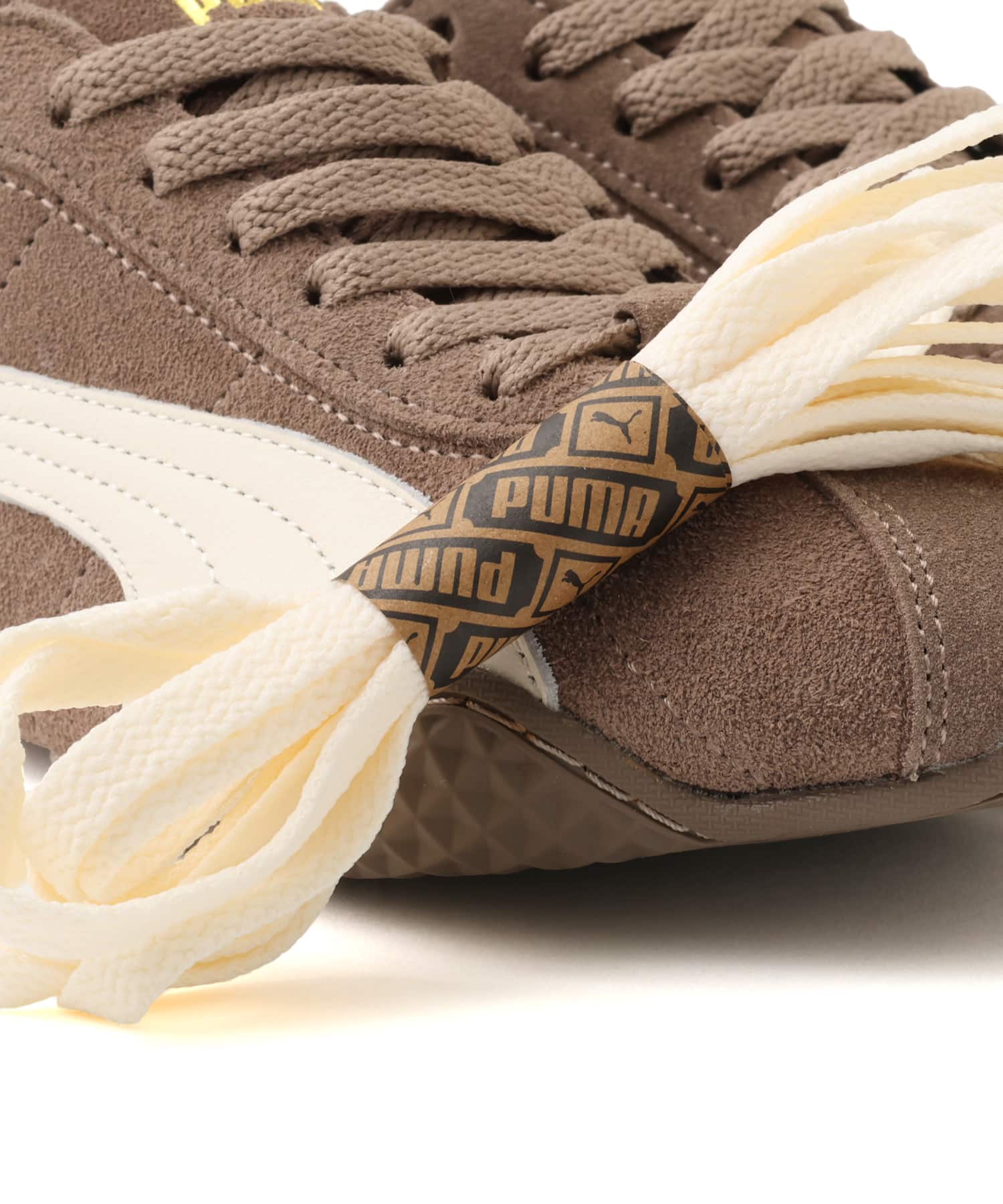 PUMA K-STREET MA SUEDE TOTALLY TAUPE-WARM WHITEの画像