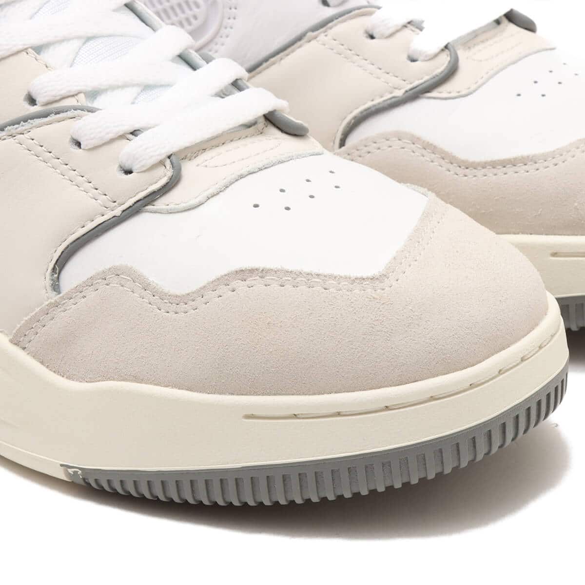 LACOSTE LINESHOT 124 1 SMA WHT/GRY 24SP-Iの画像
