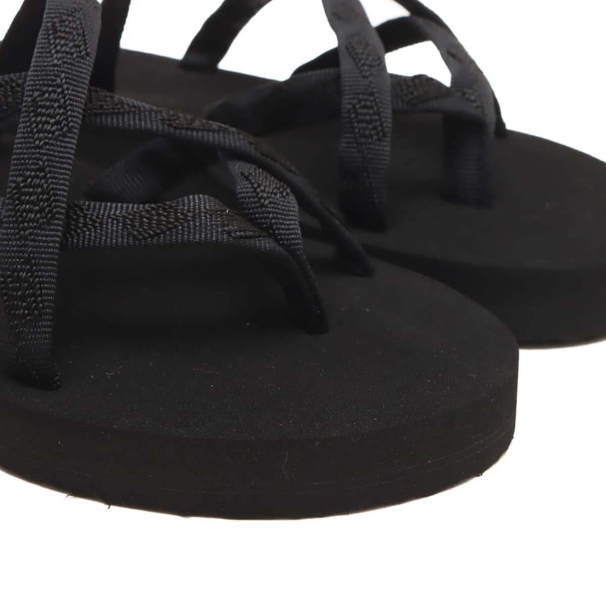 TEVA OLOWAHU BLACK の画像