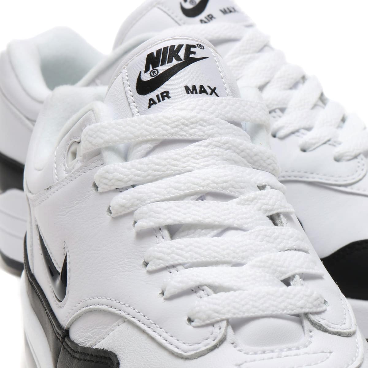 nike air max 1 premium sc white black