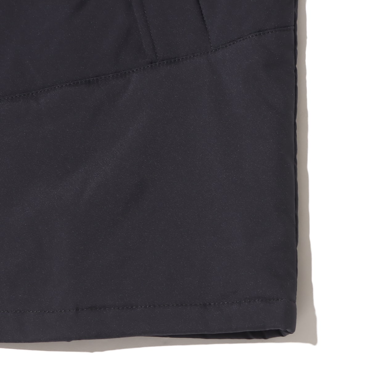 New Balance MET24 Packable Padded Vest ブラック 23FW-Iの画像