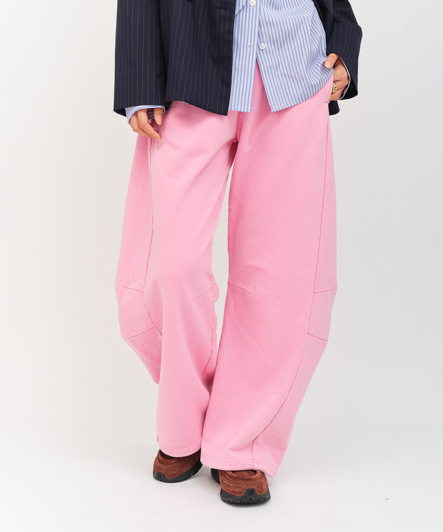 atmos pink Curve Sweat Pants PINKの画像