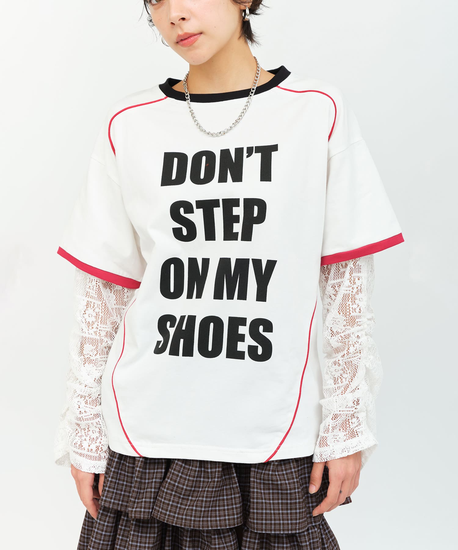 atmos pink Layered Lace Sleeve T-Shirt WHITEの画像