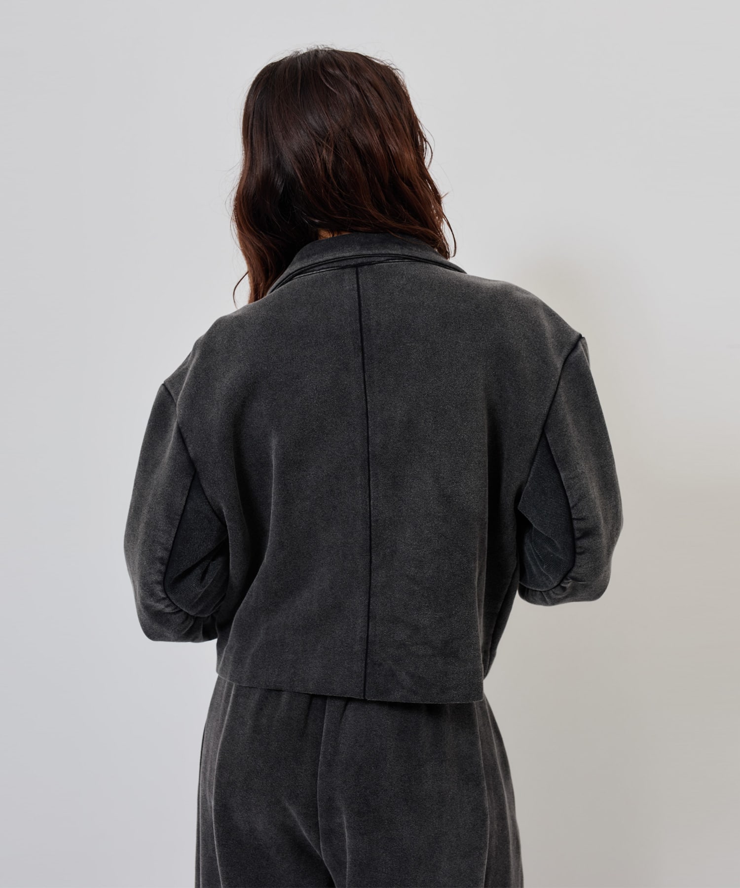 atmos pink Jersey Cropped Jacket CHARCOALの画像