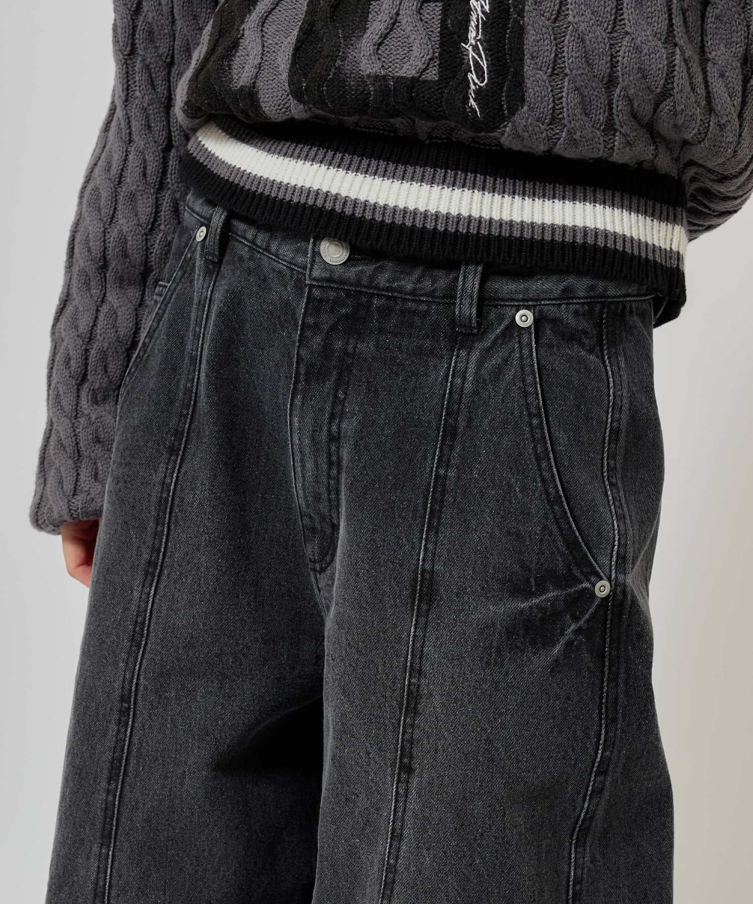 atmos pink Curve Denim Pants BLACKの画像