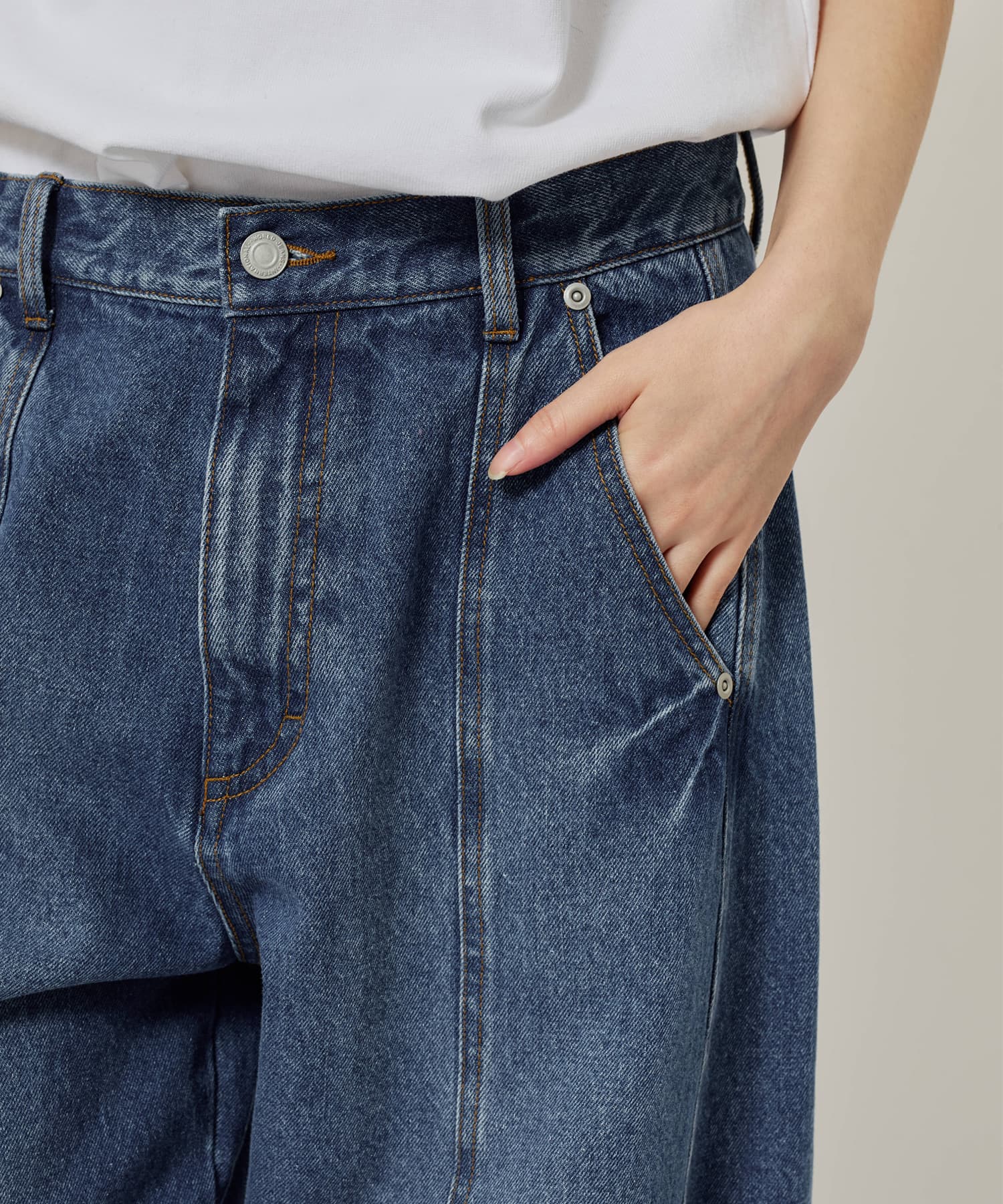 atmos pink Curve Denim Pants BLUEの画像