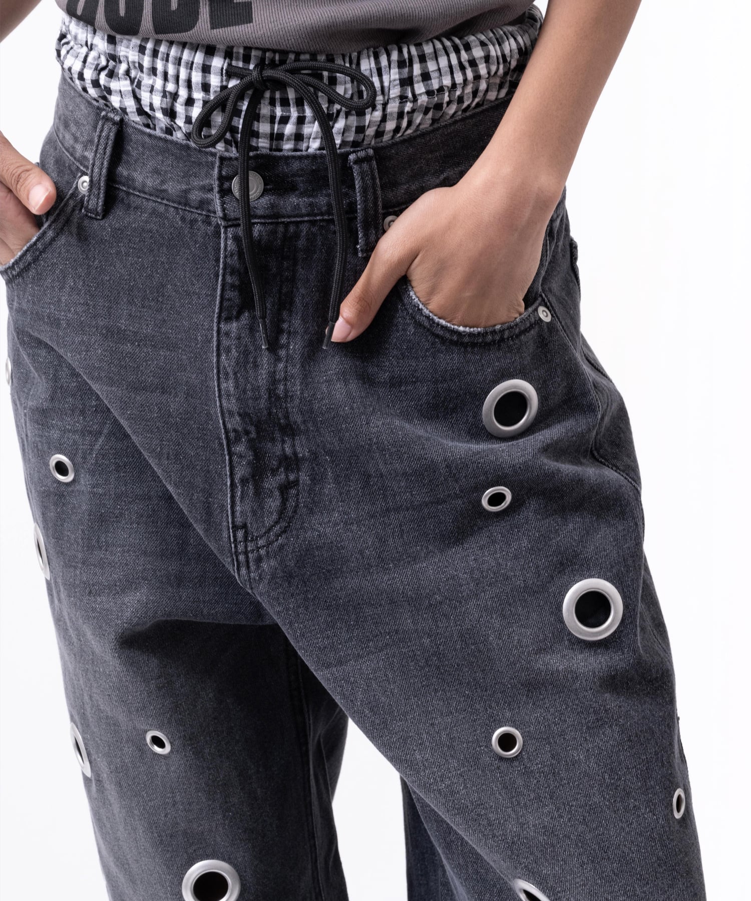 atmos pink Eyelet Denim Pants LIGHT BLACKの画像