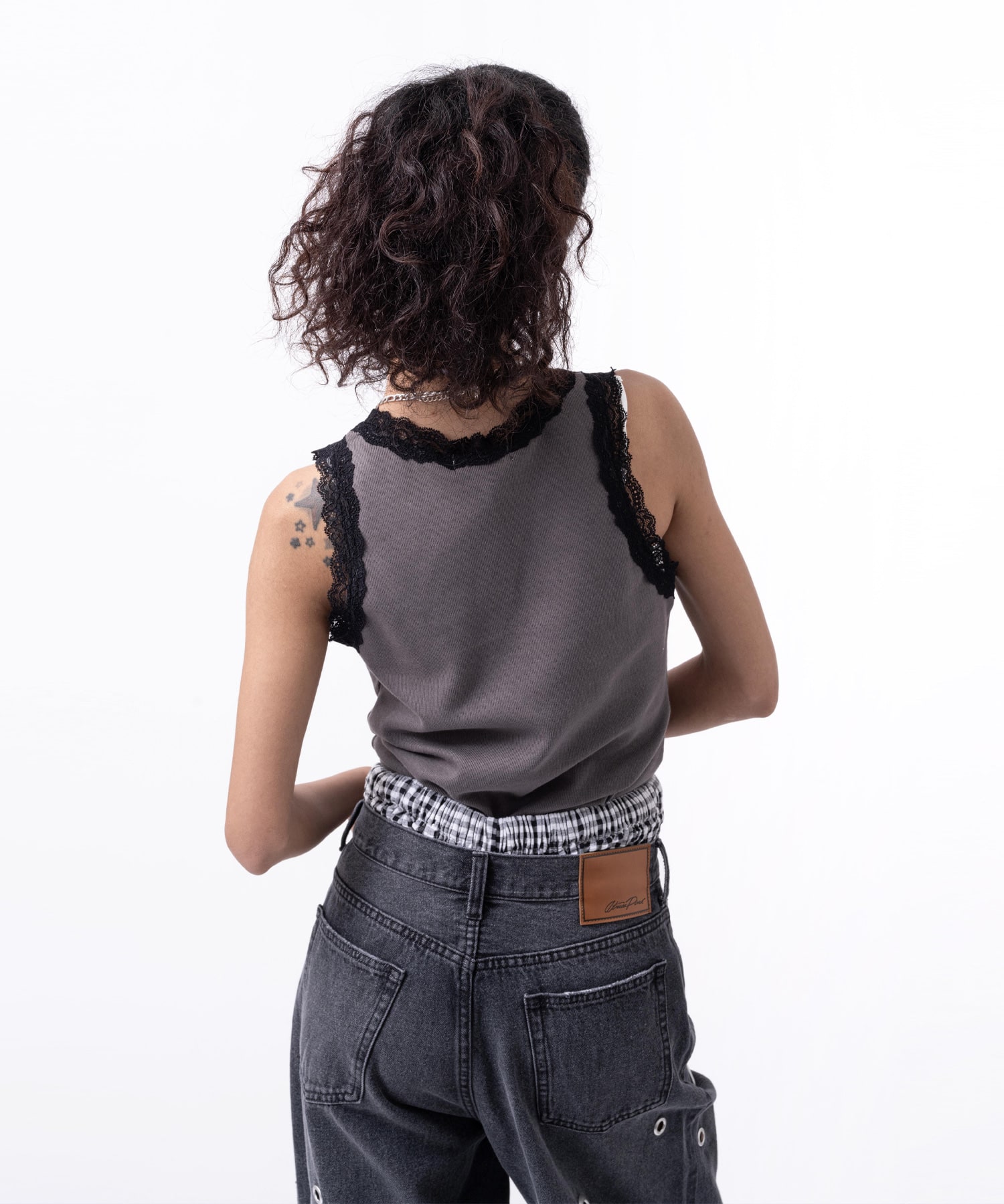 atmos pink Lace Tank Top BLACKの画像
