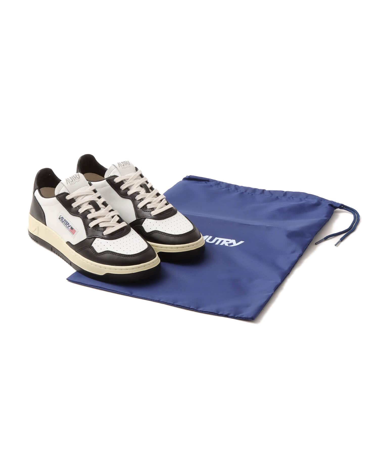 AUTRY MEDALIST LOW MAN BLACKの画像