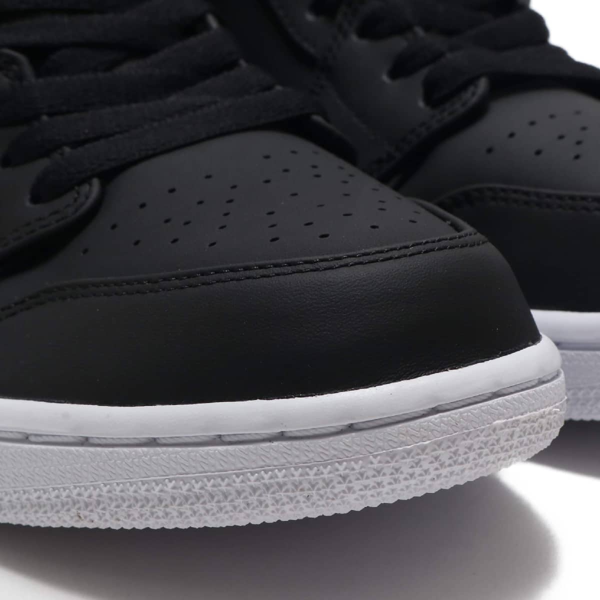 JORDAN BRAND AIR JORDAN 1 LOW PSG BLACK/BLACK-DARK GREY-INFRARED 23 19FA-Sの画像