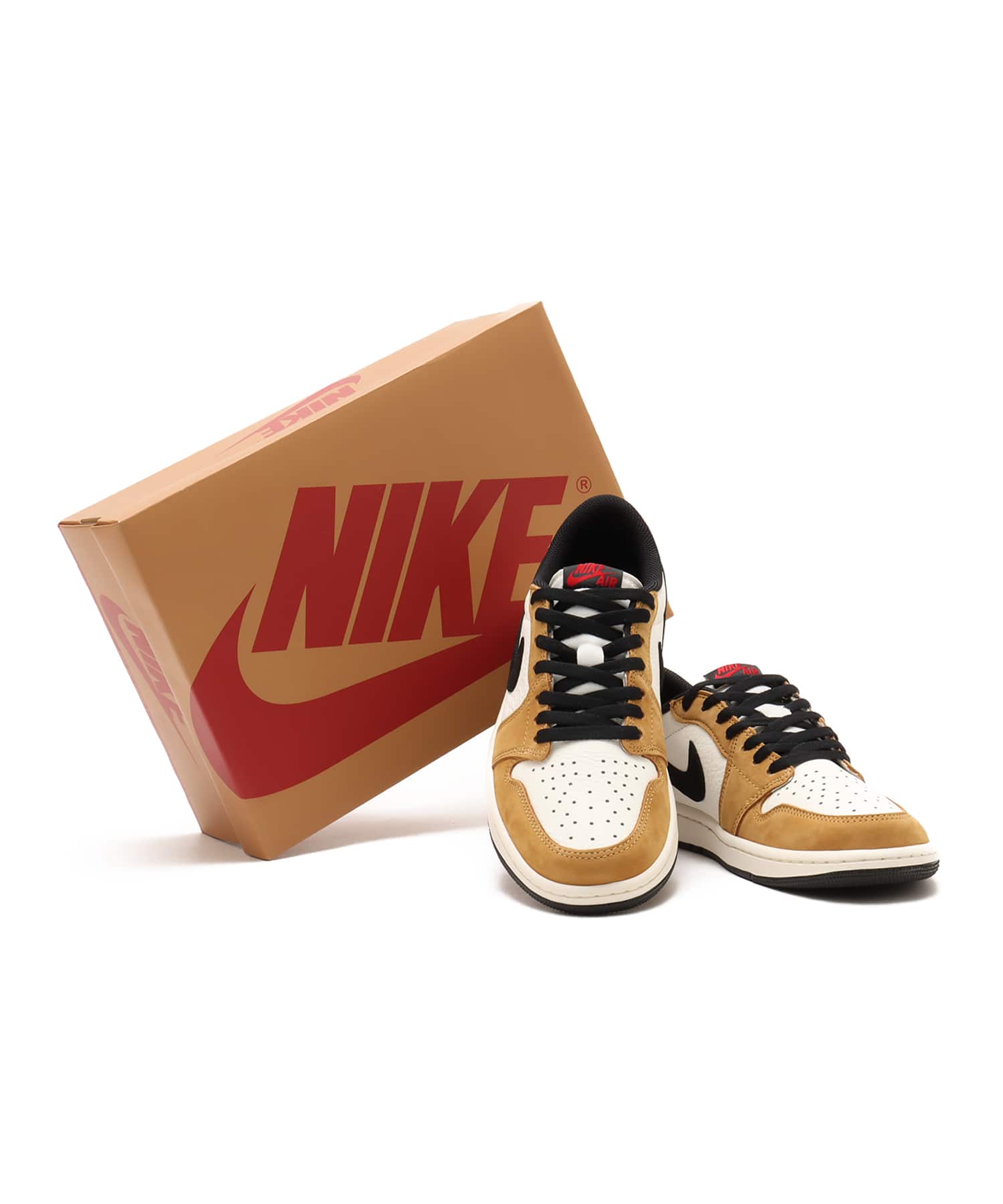 JORDAN BRAND AIR JORDAN 1 RETRO LOW OG SAIL/BLACK-GOLDEN HARVEST-GYM REDの画像