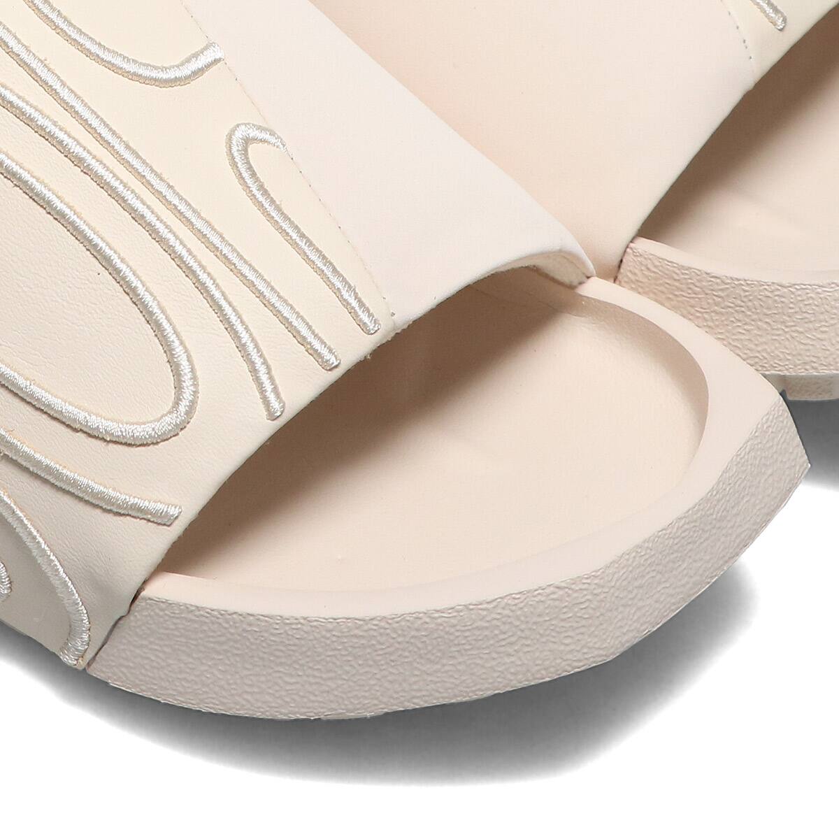 JORDAN BRAND WMNS JORDAN NOLA SLIDE PEARL WHITE/PEARL WHITE-PEARL WHITE 21FA-Iの画像