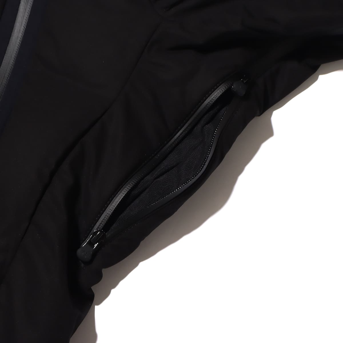 DESCENTE MIZUSAWA DOWN JACKET "MOUNTAINEER" BLACKの画像