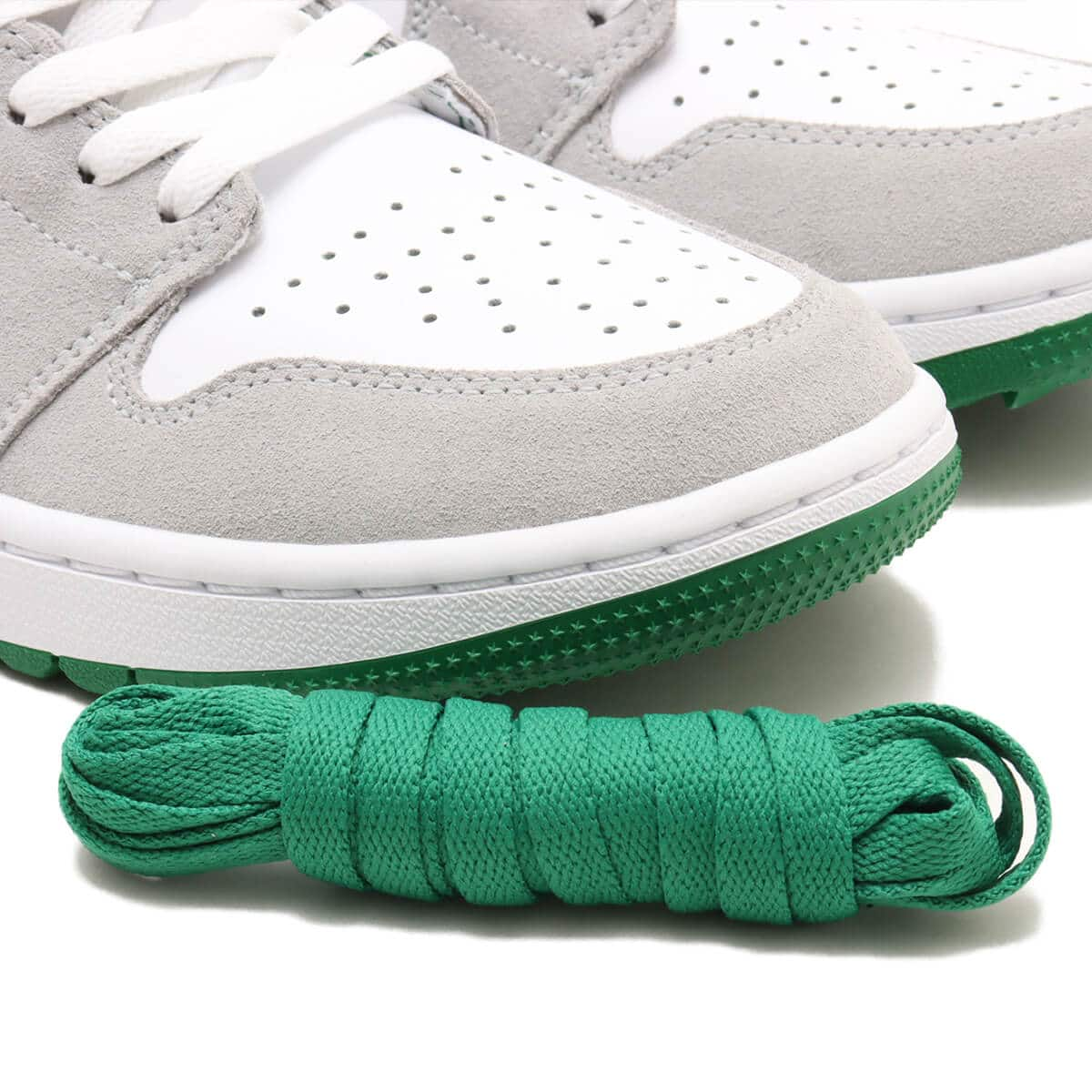 JORDAN BRAND AIR JORDAN 1 LOW G WHITE/PINE GREEN-LT SMOKE GREY|atmos（アトモス）  公式オンラインストア