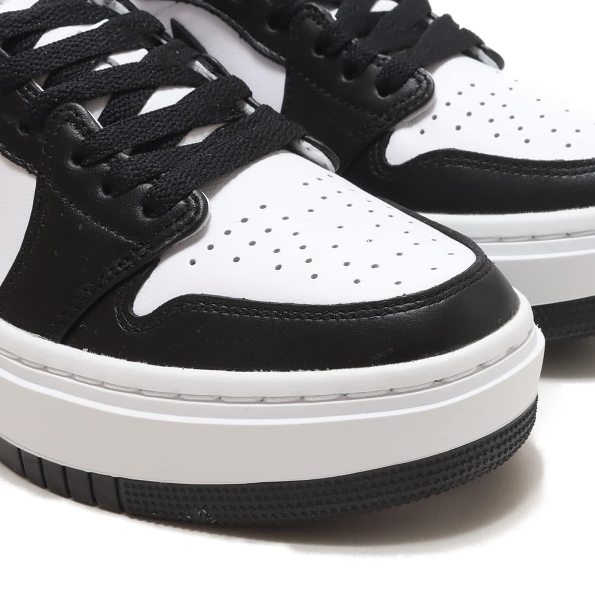 JORDAN BRAND WMNS AIR JORDAN 1 ELEVATE LOW WHITE/BLACK-WHITE 23FA-I