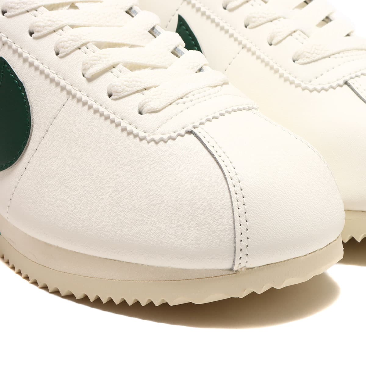 NIKE W CORTEZ SAIL/GORGE GREEN-MALACHITE-COCONUT MILK 23SU-I