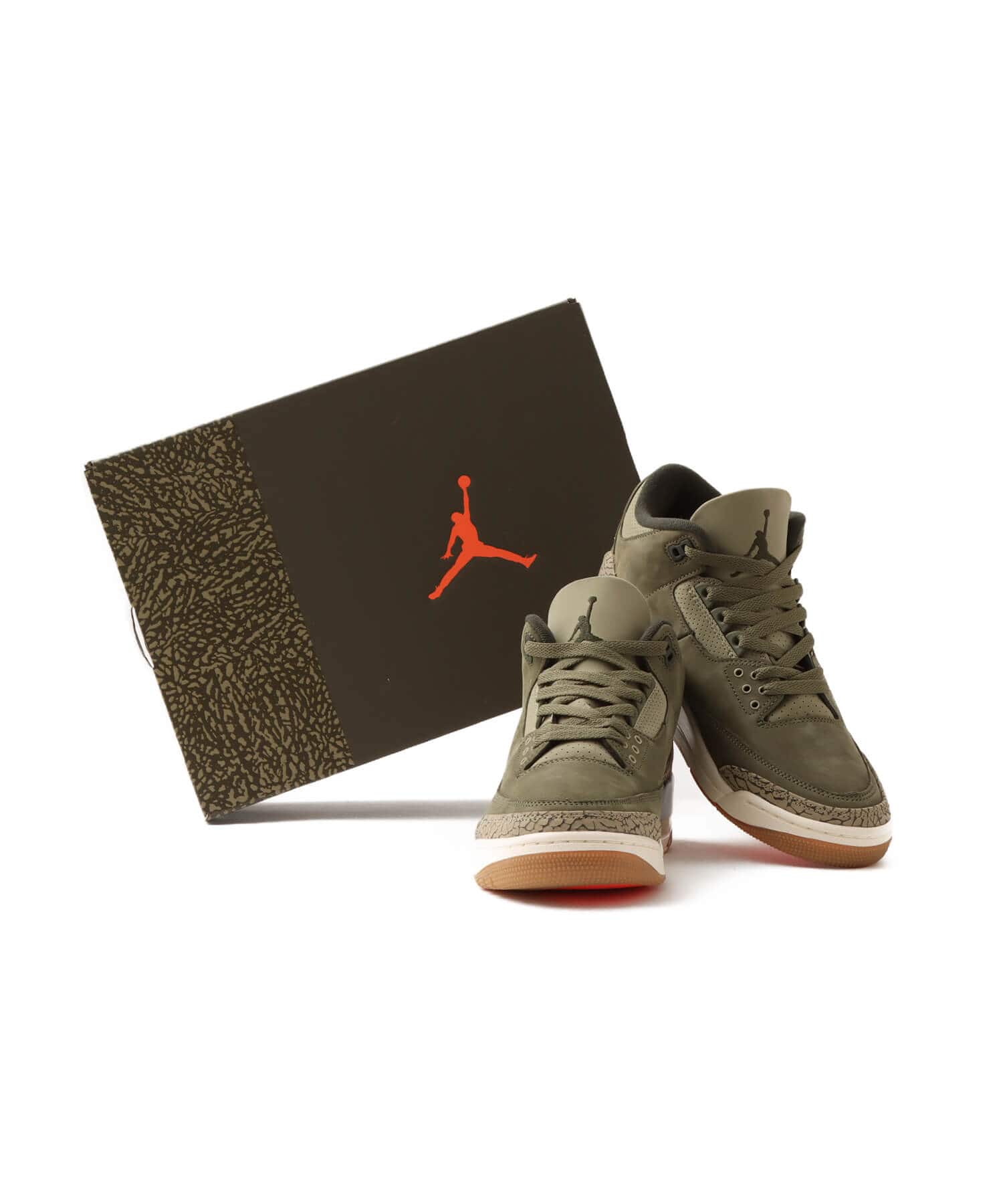JORDAN BRAND AIR JORDAN 3 RETRO OG MEDIUM OLIVE/SEQUOIA-NEUTRAL OLIVE-SAILの画像
