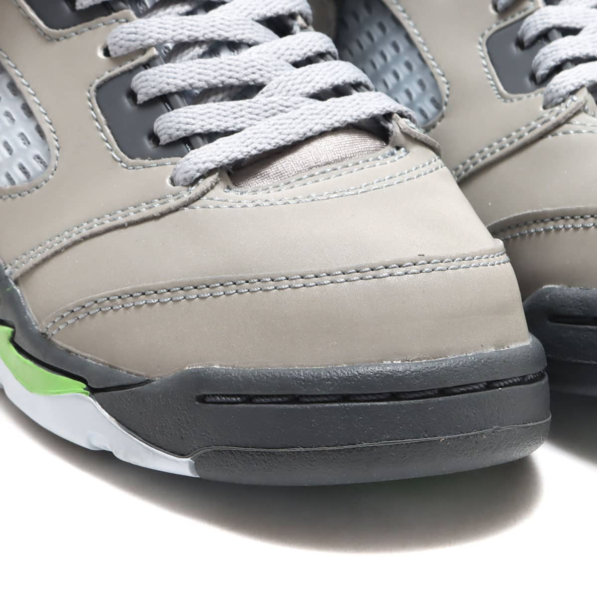 JORDAN BRAND JORDAN 5 RETRO (PS) SILVER/GREEN BEAN-FLINT GREY 22SU-Iの画像