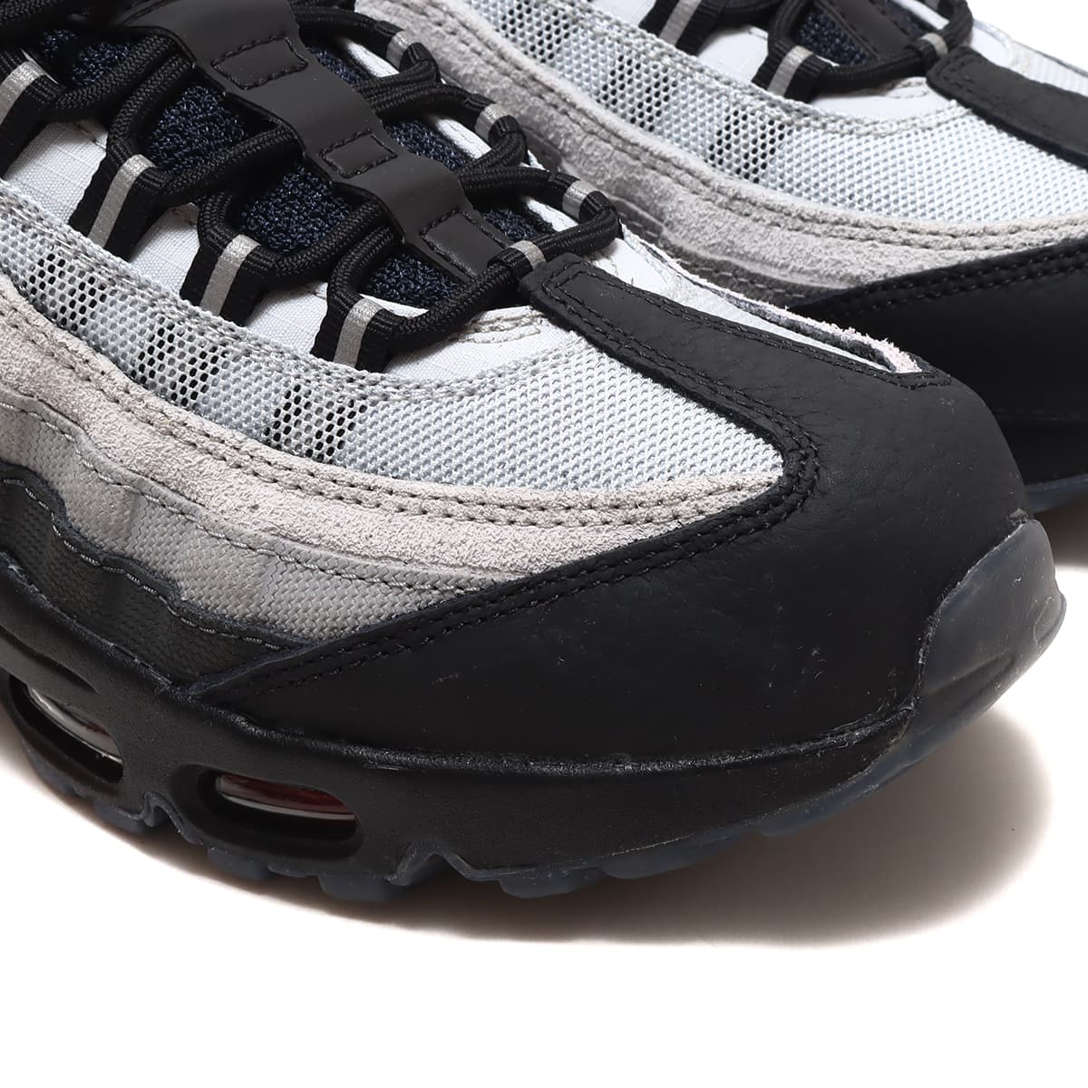 ブラックメタリックゴールド新品　NIKE AIR MAX 95 PRM 27.5cm