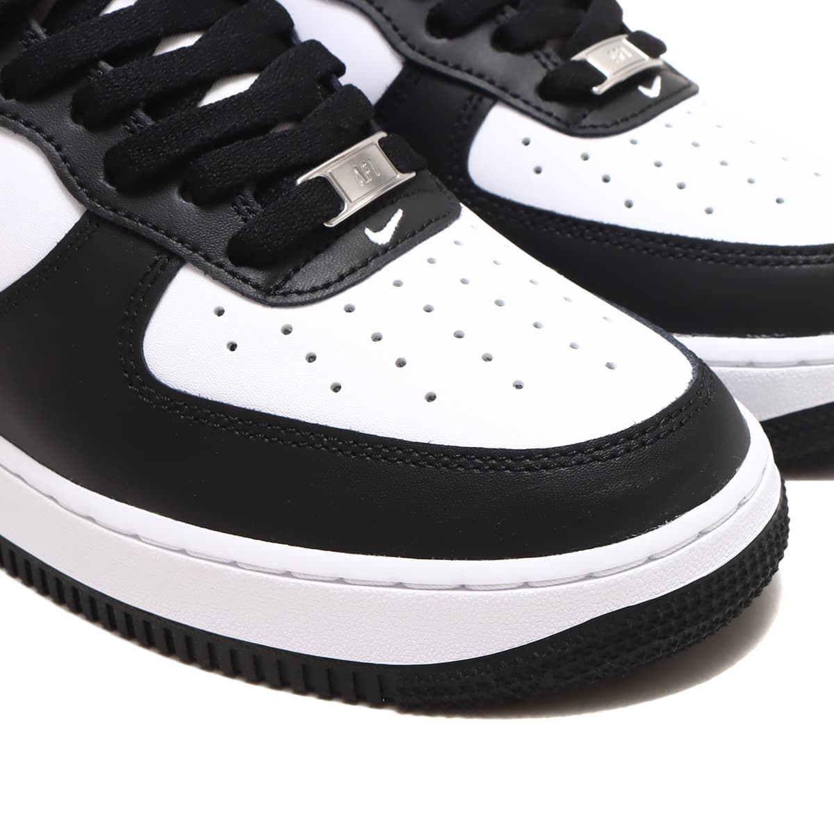 Air force 1 2024 black white gum sole