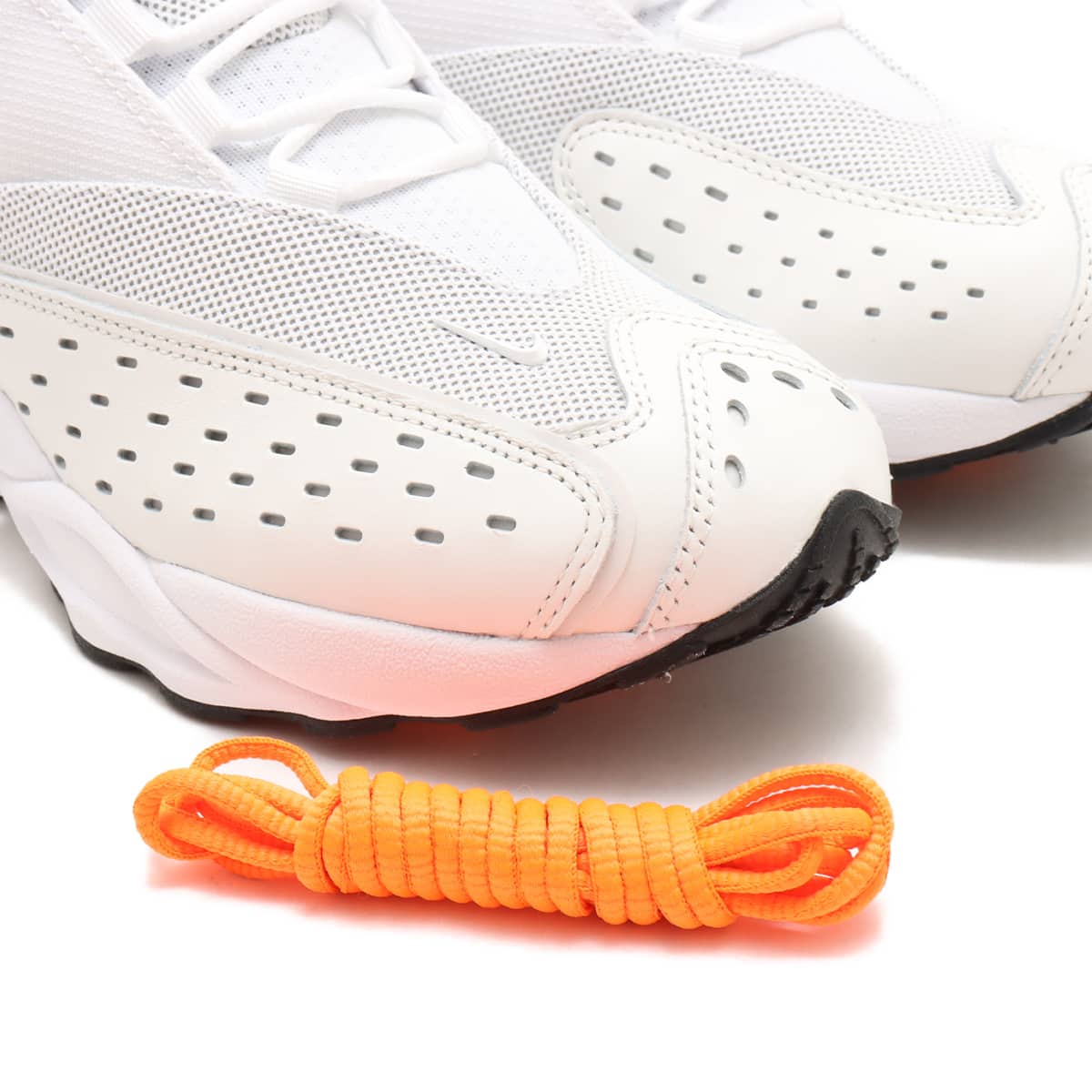 NIKE AIR ZOOM DRIVE SP WHITE/WHITE-SUMMIT WHITE-BLACK NIKE AIR ZOOM DRIVE SP WHITE/WHITE-SUMMIT WHITE-BLACK