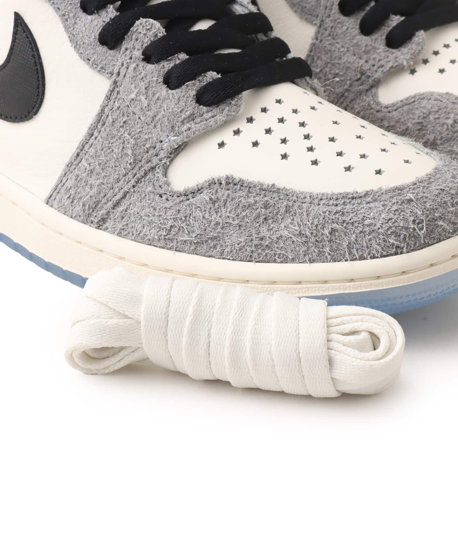 JORDAN BRAND AIR JORDAN 1 RETRO HIGH OG COOL GREY/BLACK-SAIL-GAME ROYALの画像