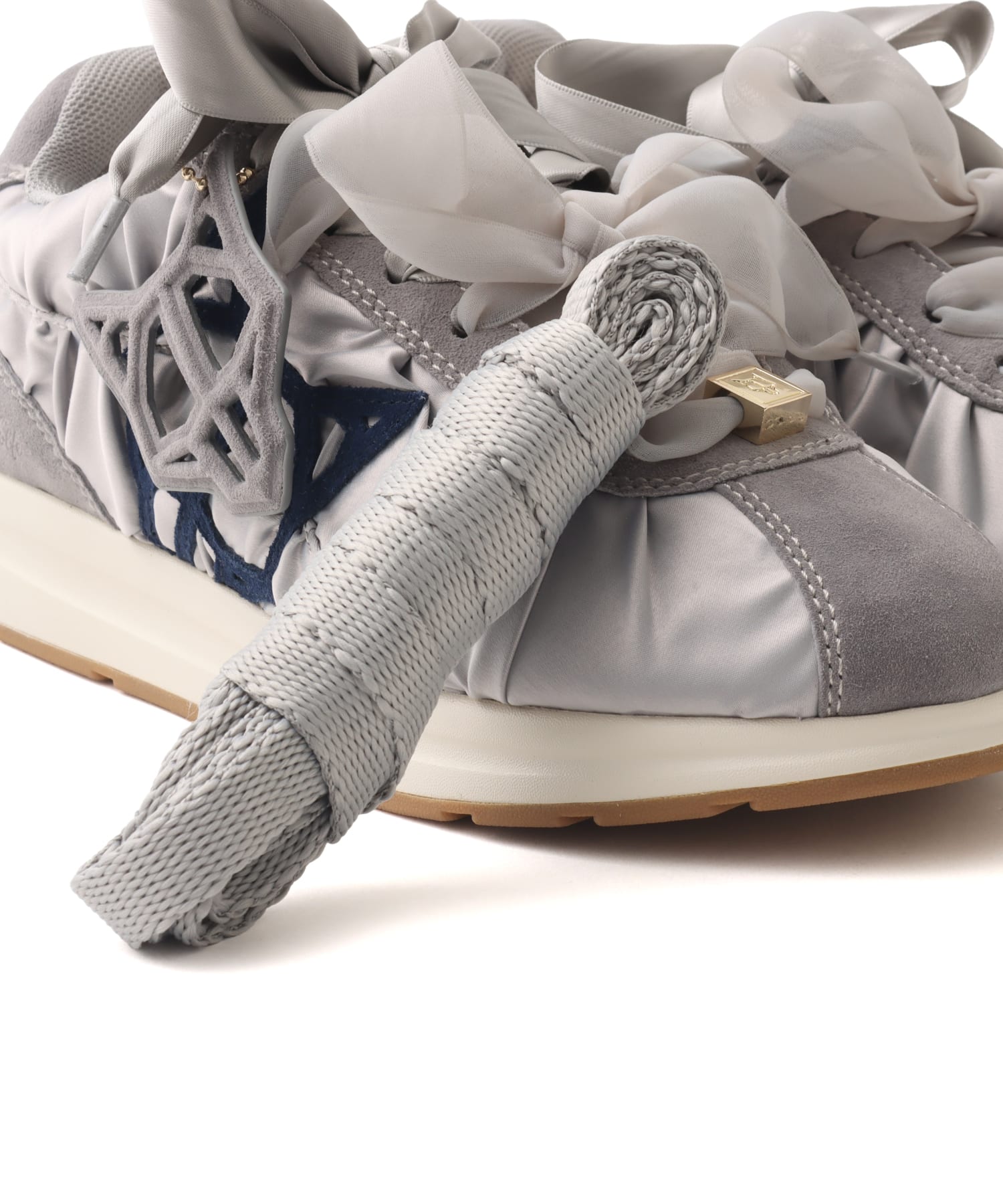 NAKED WOLFE EXPENSE Greyの画像