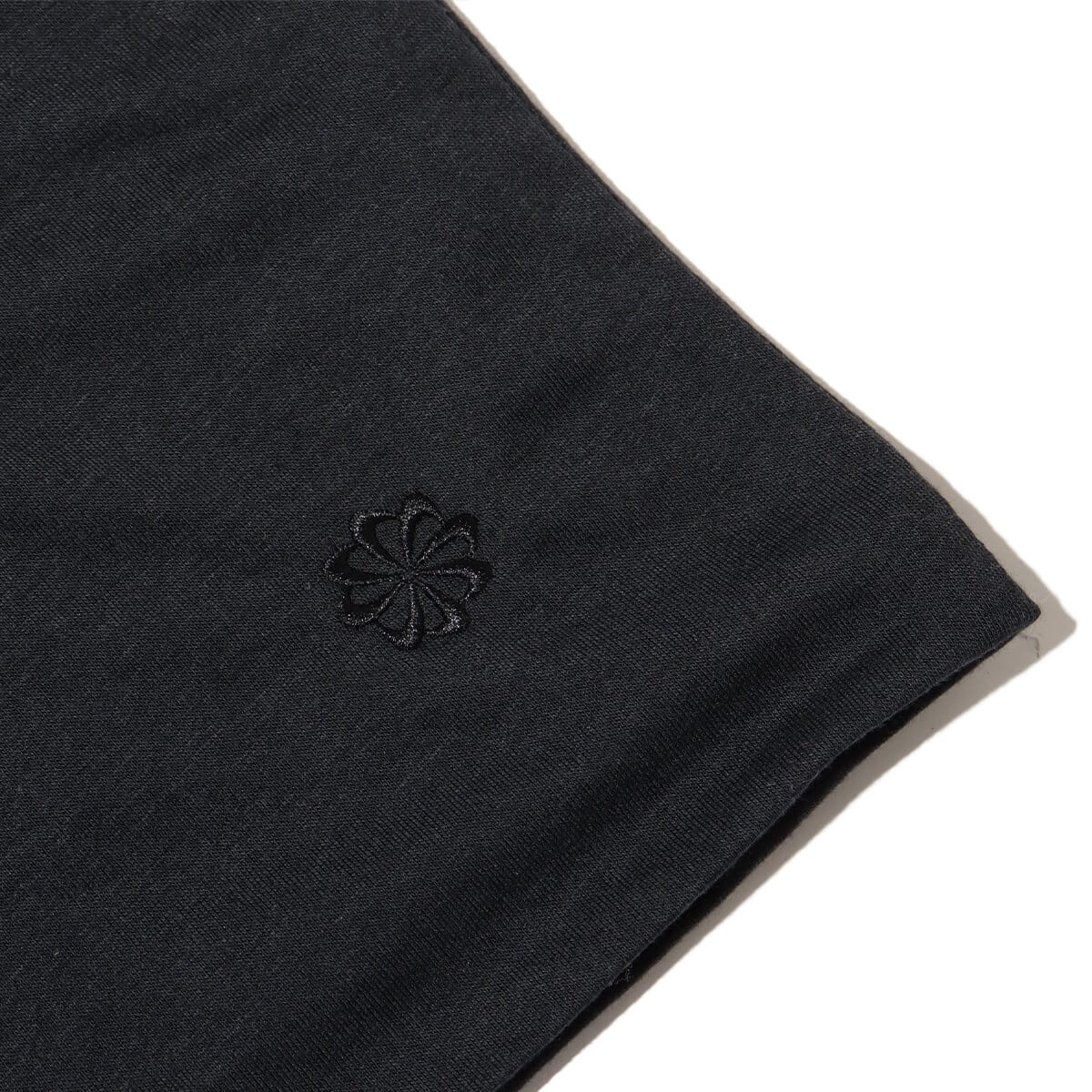 NIKE AS M NSW TP DF SS TOP BLACK/BLACK/BLACKの画像