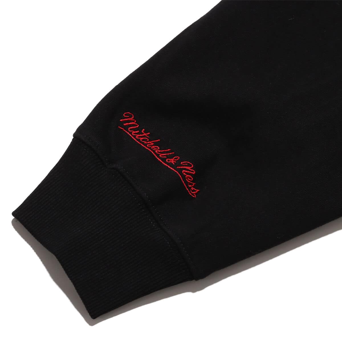 Mitchell & Ness TEAM FIRST SATIN FLEECE CREW CBU BLACK 23FW-Iの画像