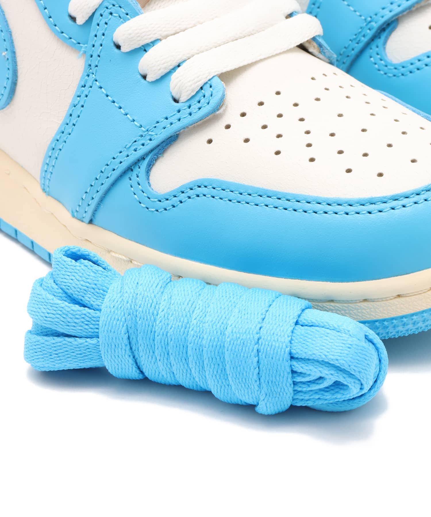 JORDAN BRAND AIR JORDAN 1 RETRO HIGH OG GS DK POWDER BLUE/DK POWDER BLUE-SAILの画像