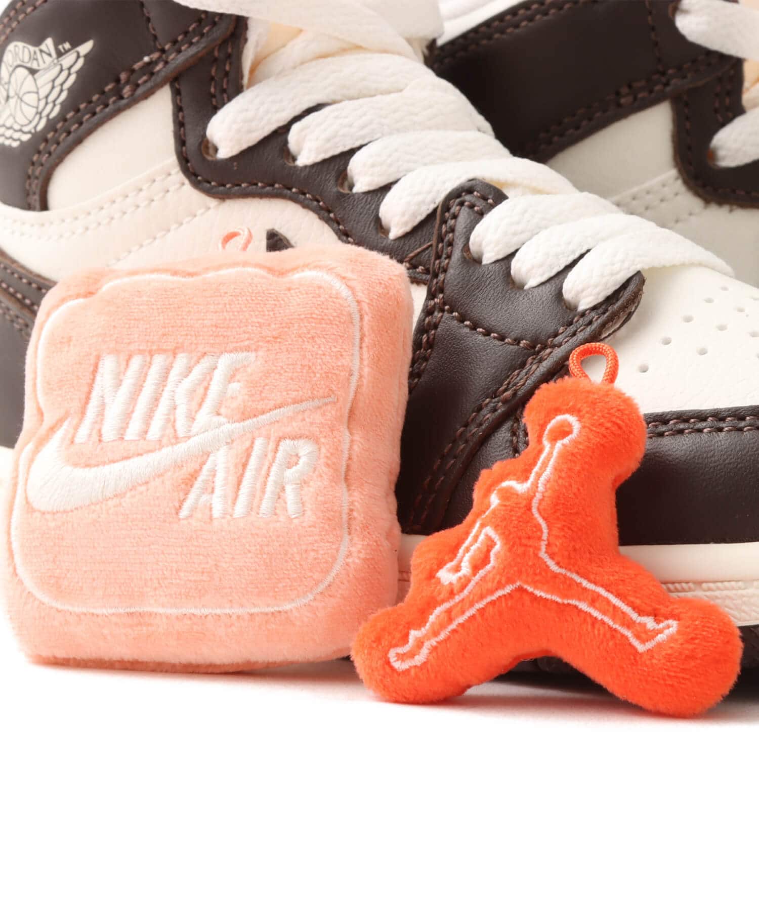 JORDAN BRAND JORDAN 1 RETRO HIGH OG (PS) BAROQUE BROWN/SAIL-LT MADDER ROOTの画像