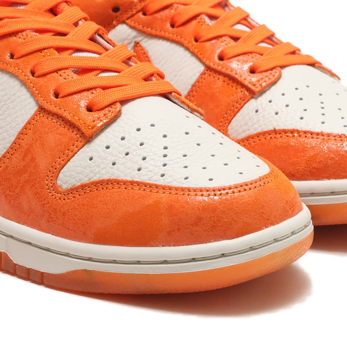 WMNS NIKE DUNK LOW 26cm FN7773-001 ダンク