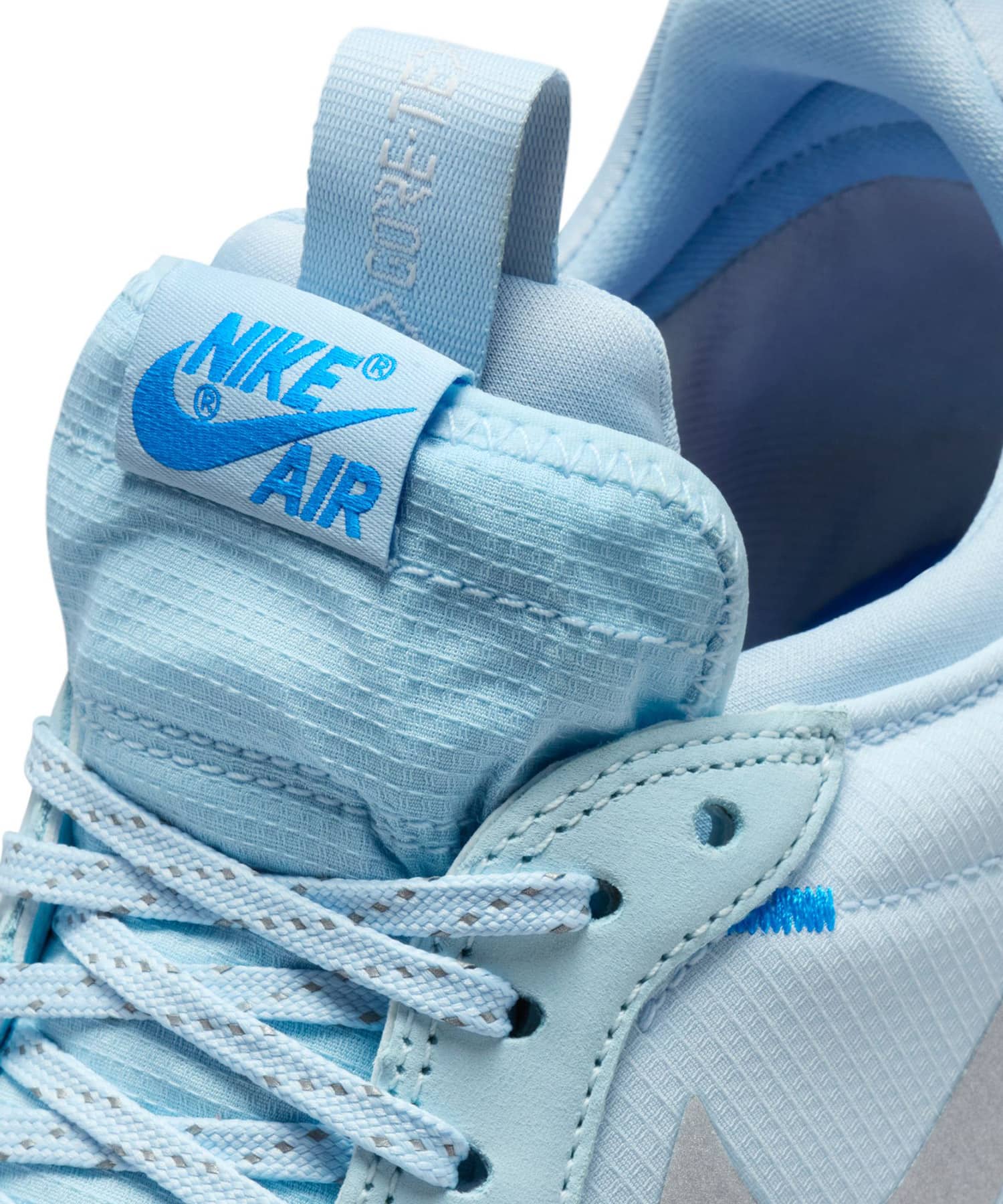 JORDAN BRAND AIR JORDAN 1 ELEMENT LOW A/T GLACIER BLUE/SILVER-PALE BLUEの画像