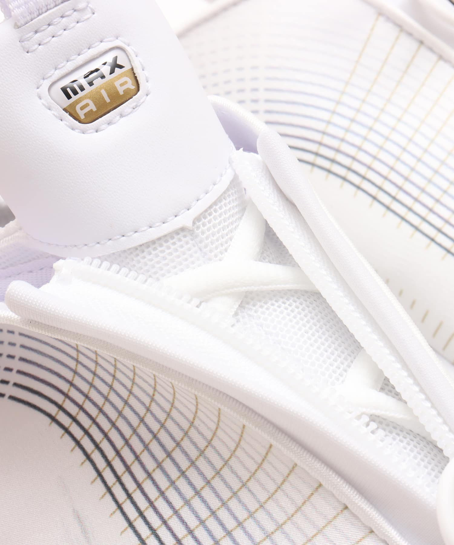 NIKE W AIR MAX CRAZE WHITE/METALLIC GOLD-BLACK-COPPER MOONの画像