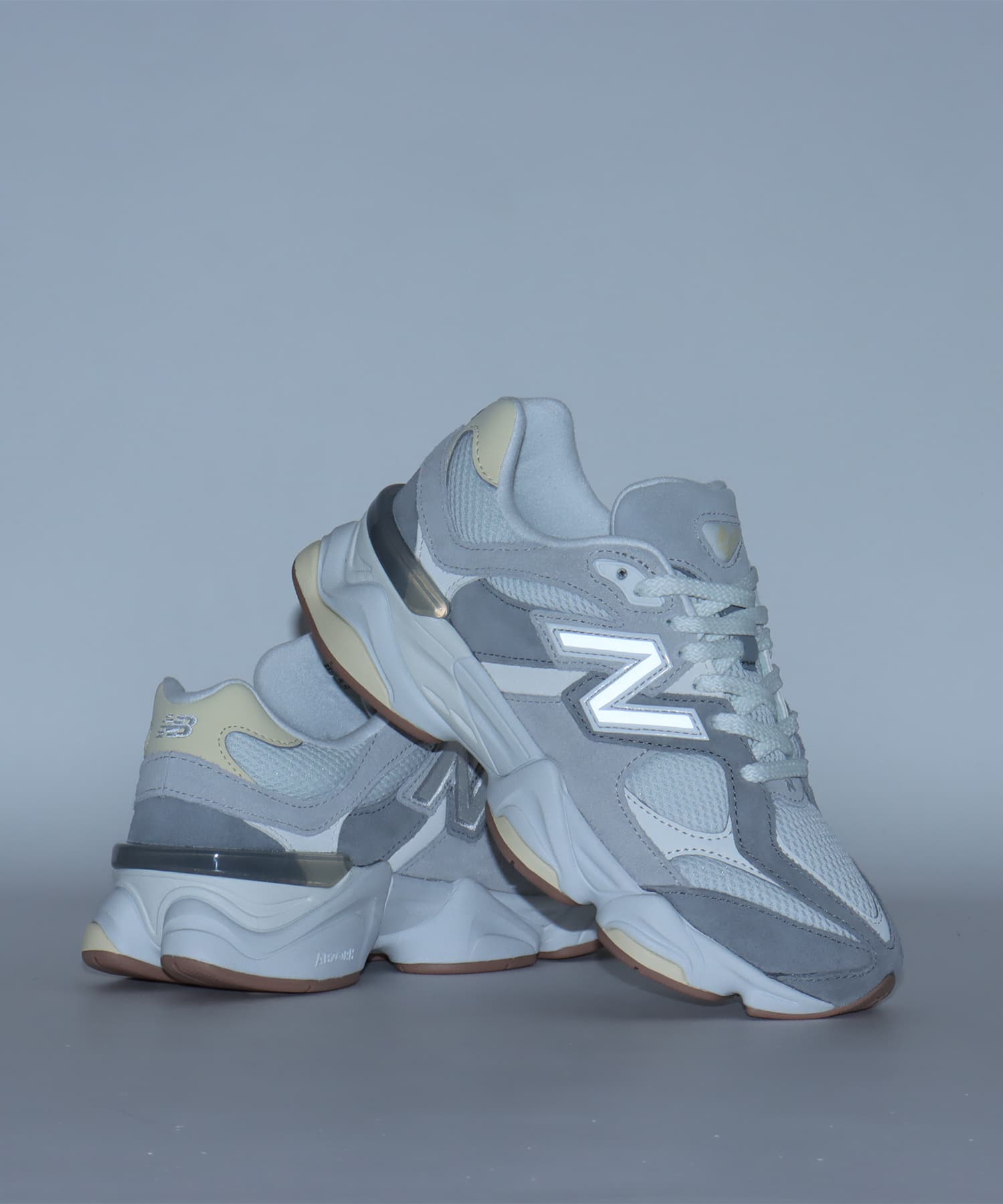 New Balance GC9060AB GRAY/BEIGEの画像