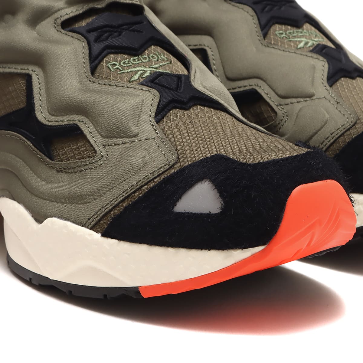 Reebok INSTAPUMP FURY 95 ARMY GREEN/COREBLACK/SEMI ORANGE FLARE 22FW-I