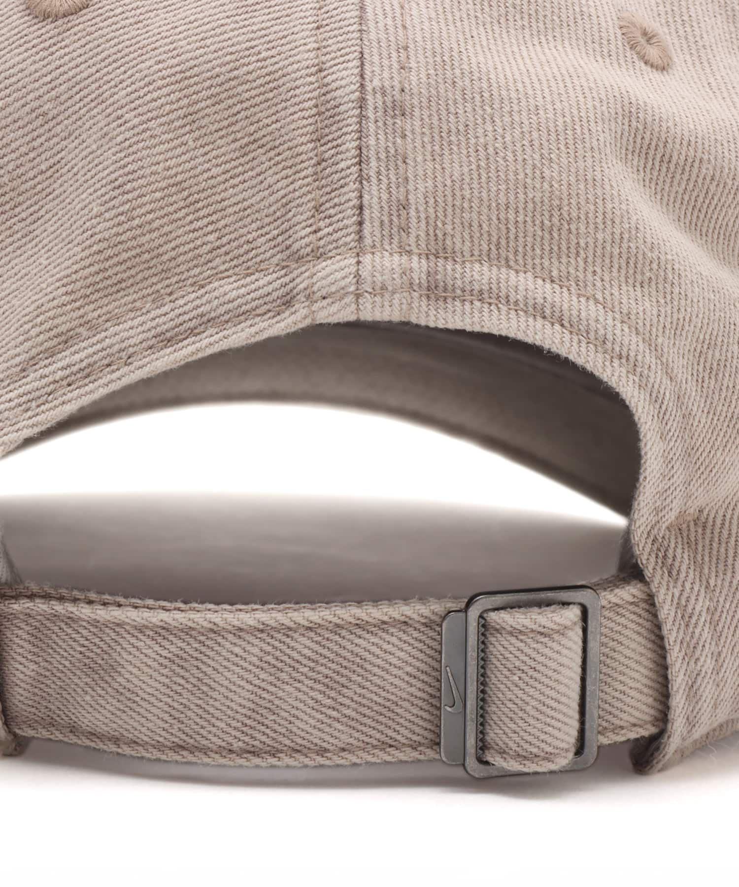 NIKE U NK CLUB CAP U CB DENIM 24 L COLLEGE GREY/(WHITE)の画像