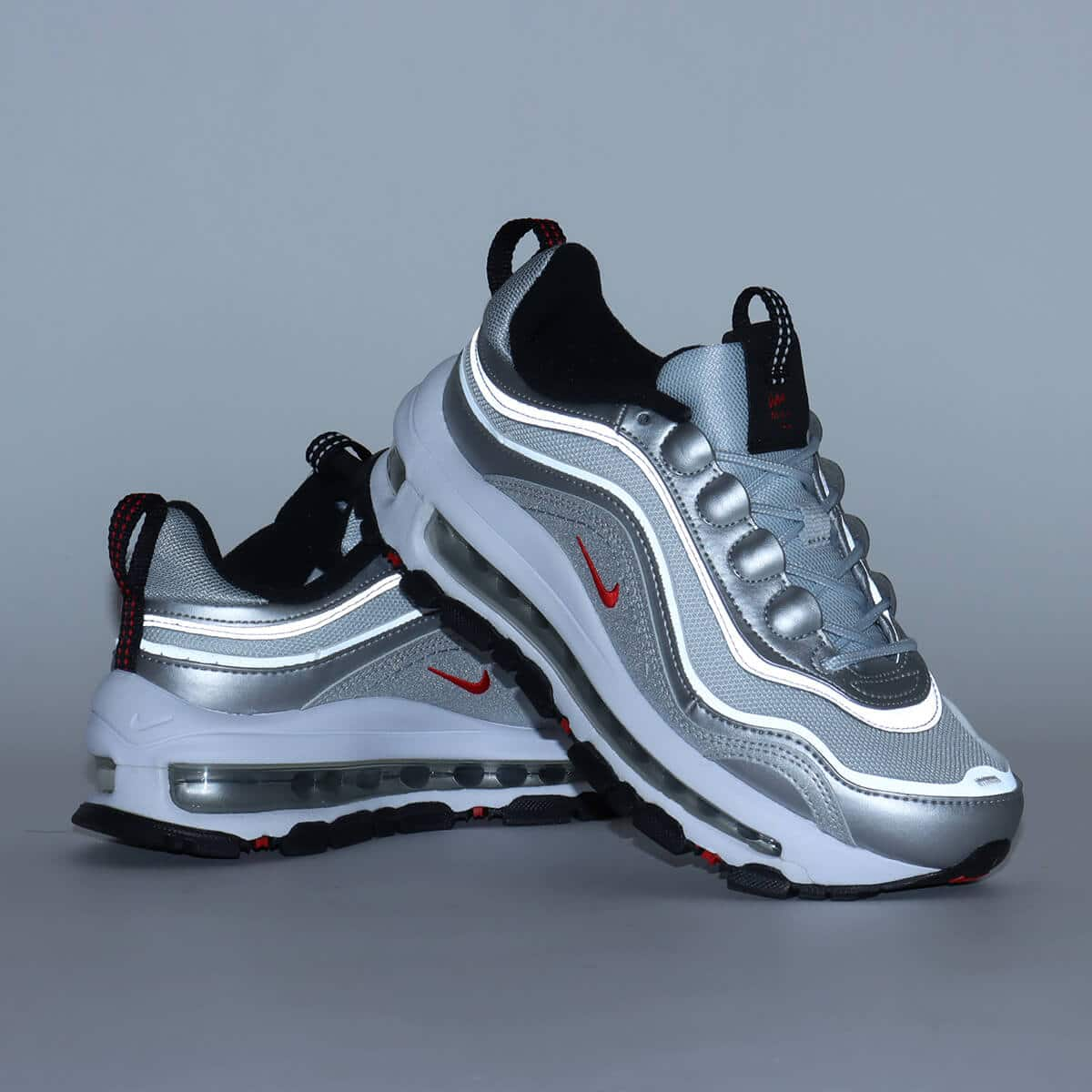 NIKE W AIR MAX 97 FUTURA METALLIC SILVER/UNIVERSITY RED