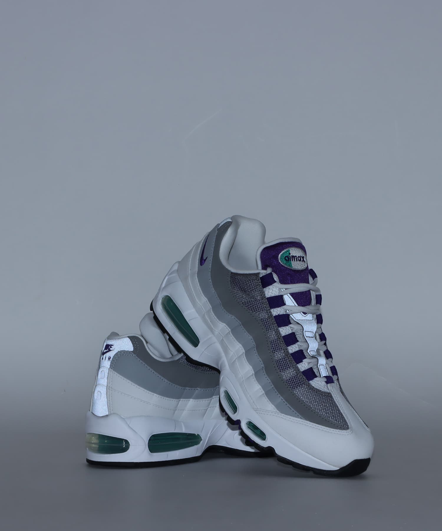 NIKE W AIR MAX 95 BIG BUBBLE WHITE/COURT PURPLE-EMERALD GREENの画像