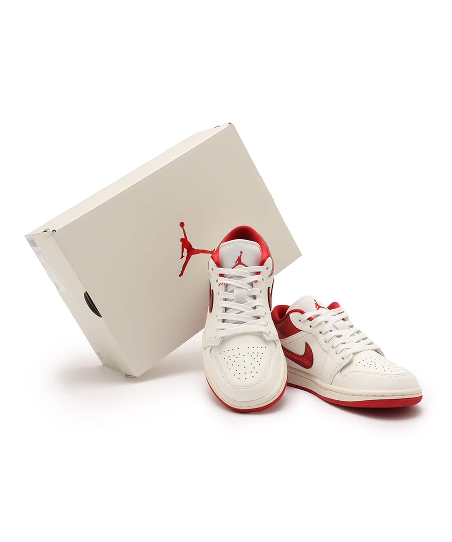 JORDAN BRAND WMNS AIR JORDAN 1 LOW SE SAIL/VARSITY RED-TEAM REDの画像