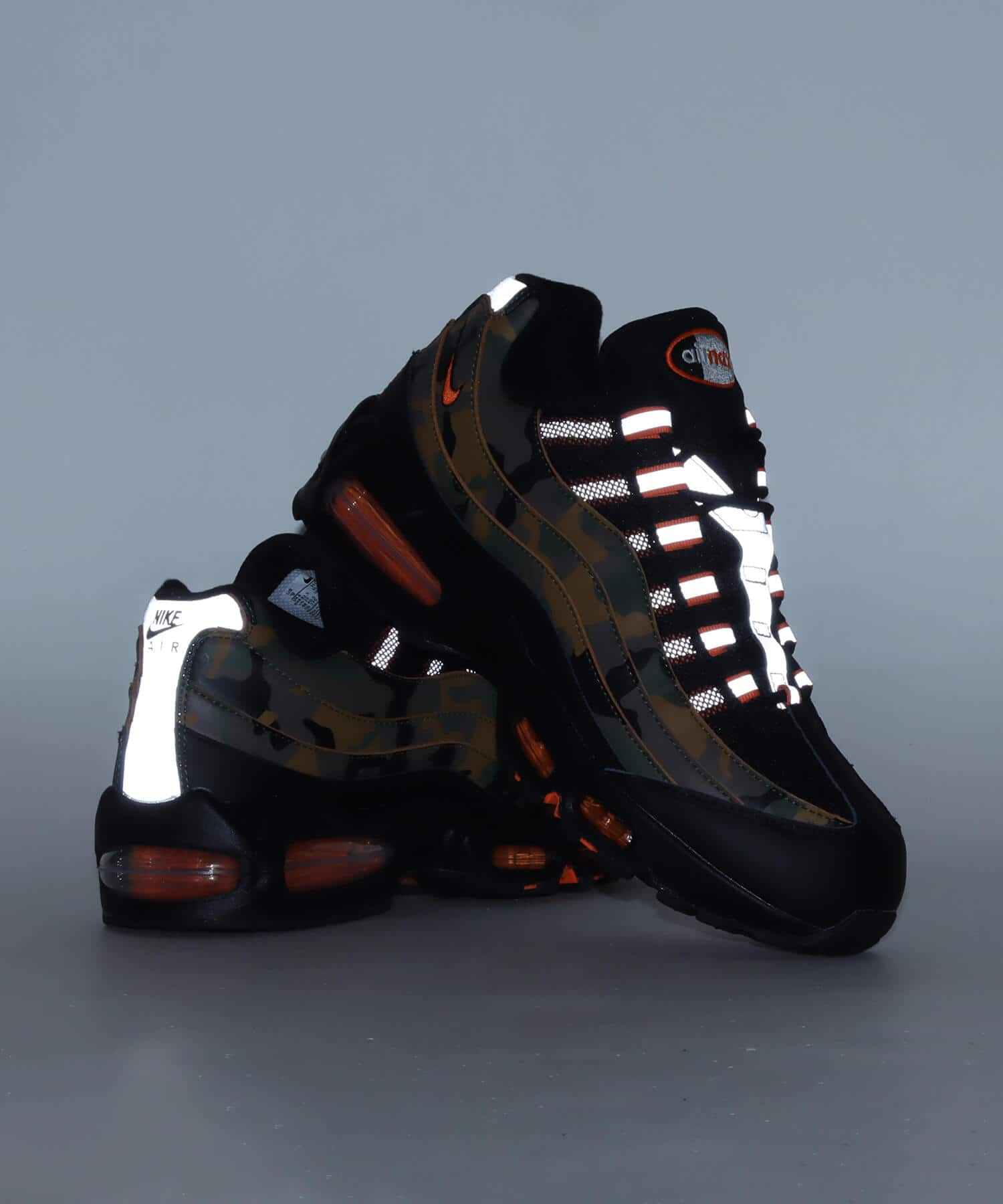 NIKE AIR MAX 95 QS BLACK/SAFETY ORANGE-METALLIC SILVERの画像