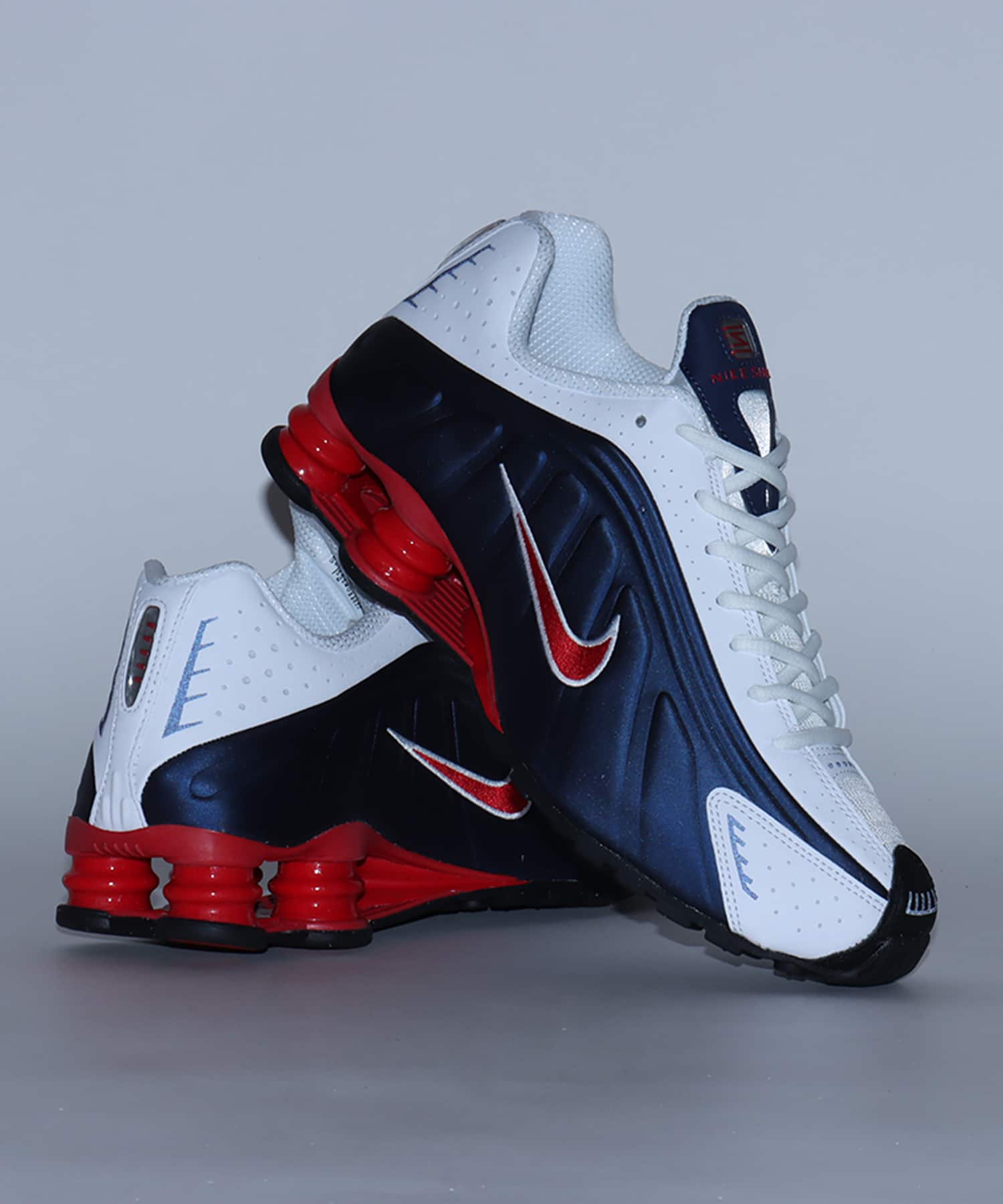 NIKE SHOX R4 MIDNIGHT NAVY/GYM RED-WHITEの画像