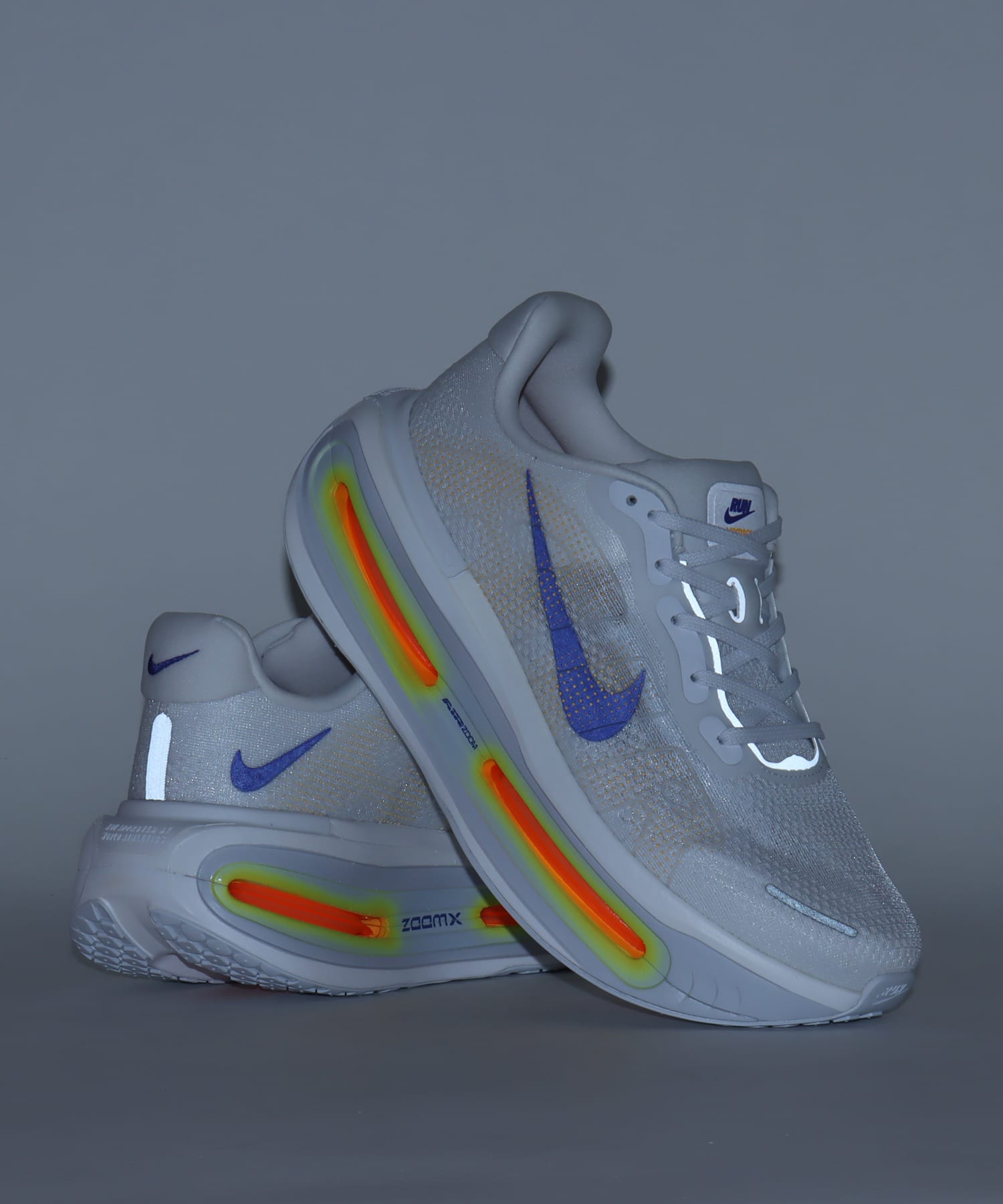 NIKE ZOOM VOMERO PREMIUM WHITE/LAPIS-TOTAL ORANGE-LASER ORANGEの画像