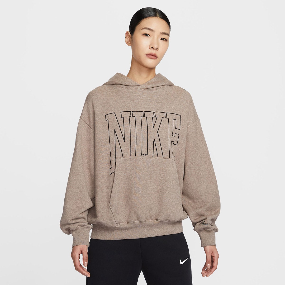 NIKE AS W NSW STREET OOS PO HDY MINK BROWN/HTR/BLACKの画像