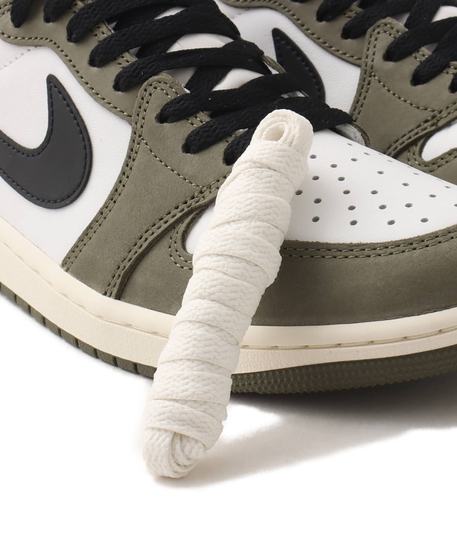 JORDAN BRAND AIR JORDAN 1 RETRO LOW OG MEDIUM OLIVE/BLACK-SUMMIT