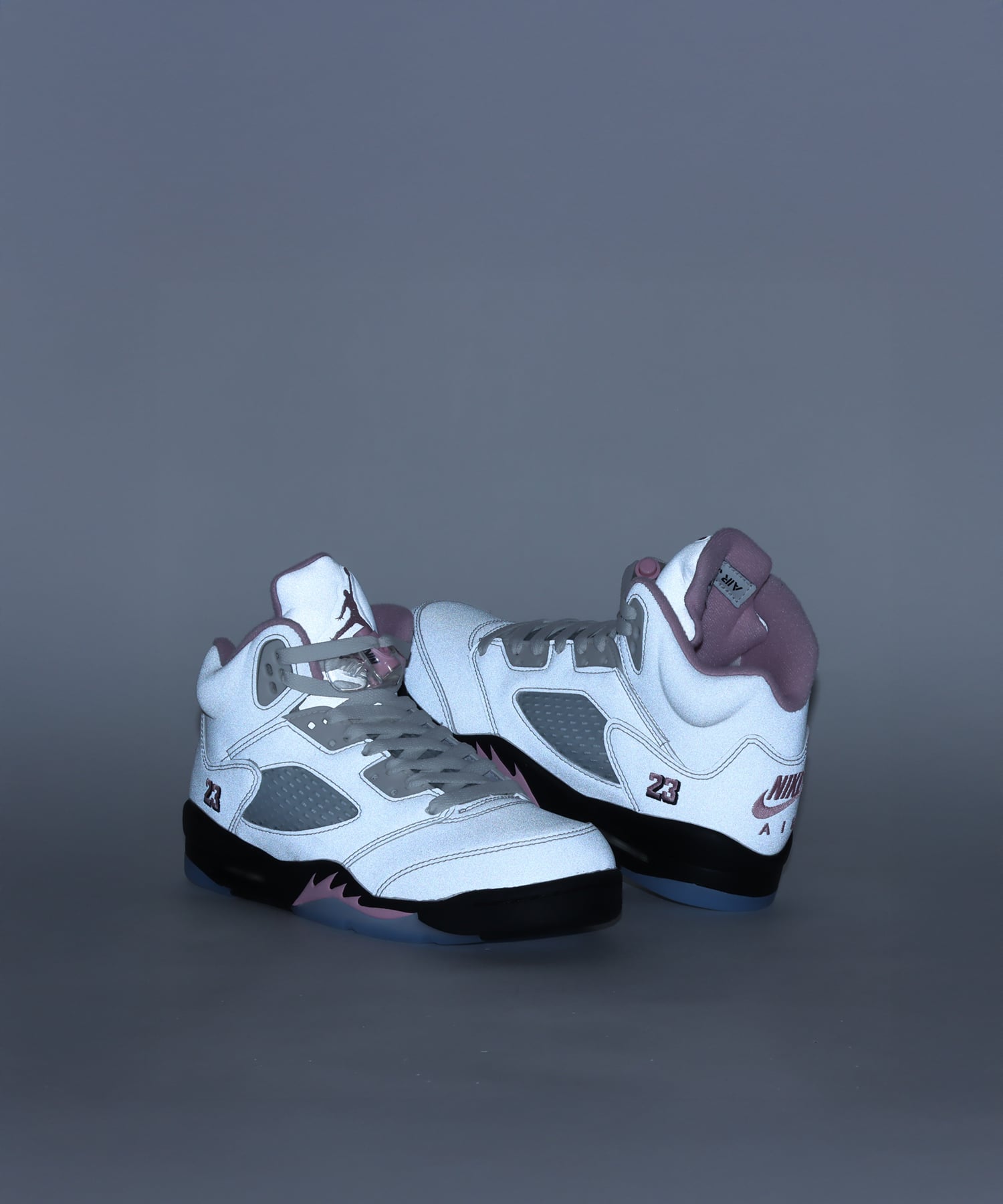 JORDAN BRAND AIR JORDAN 5 RETRO OG (GS) WHITE/MED SOFT PINK-BLACKの画像