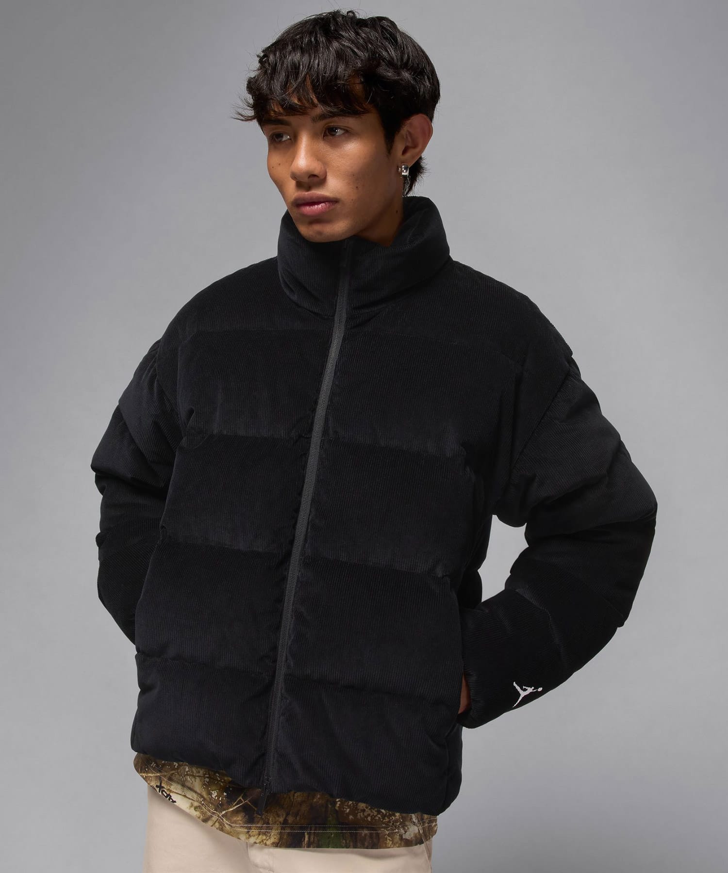 JORDAN BRAND M J FLT DOWN PUFFER BLACK/WHITEの画像