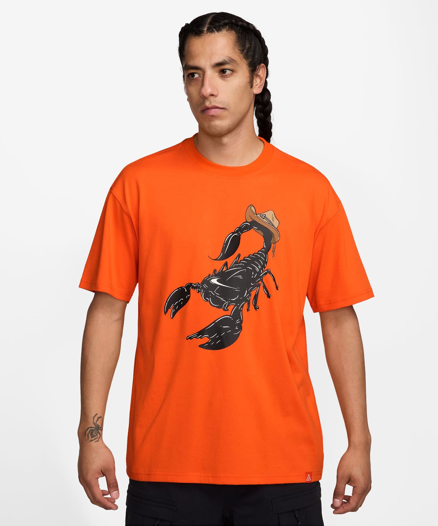 NIKE AS M ACG TEE OC SCORPION SAFETY ORANGEの画像