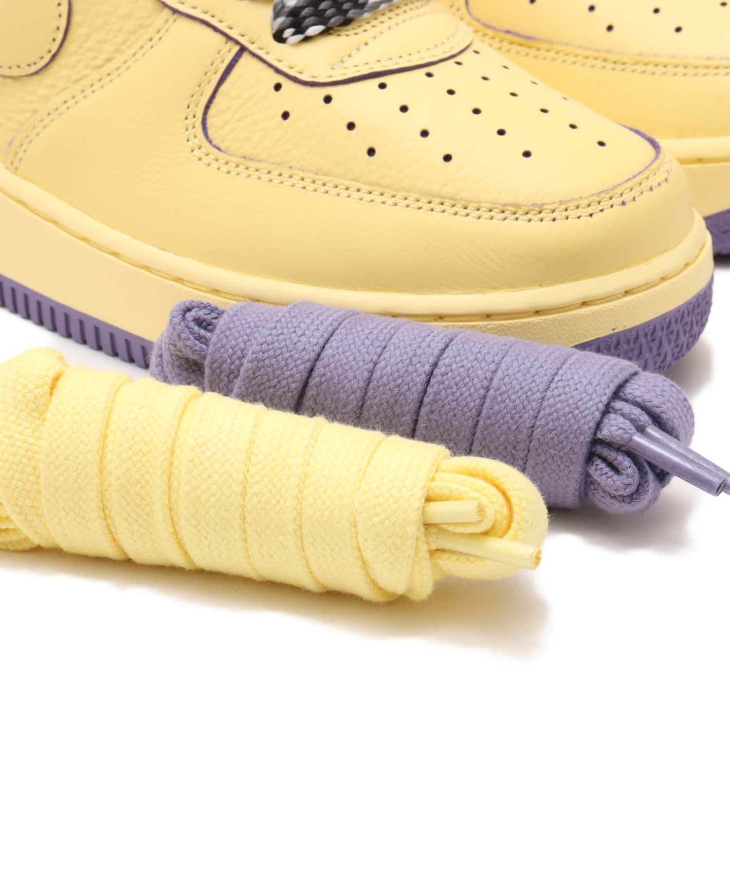 NIKE AIR FORCE 1 LOW PROTRO SOFT YELLOW/SOFT YELLOW-DUSTY AMETHYSTの画像