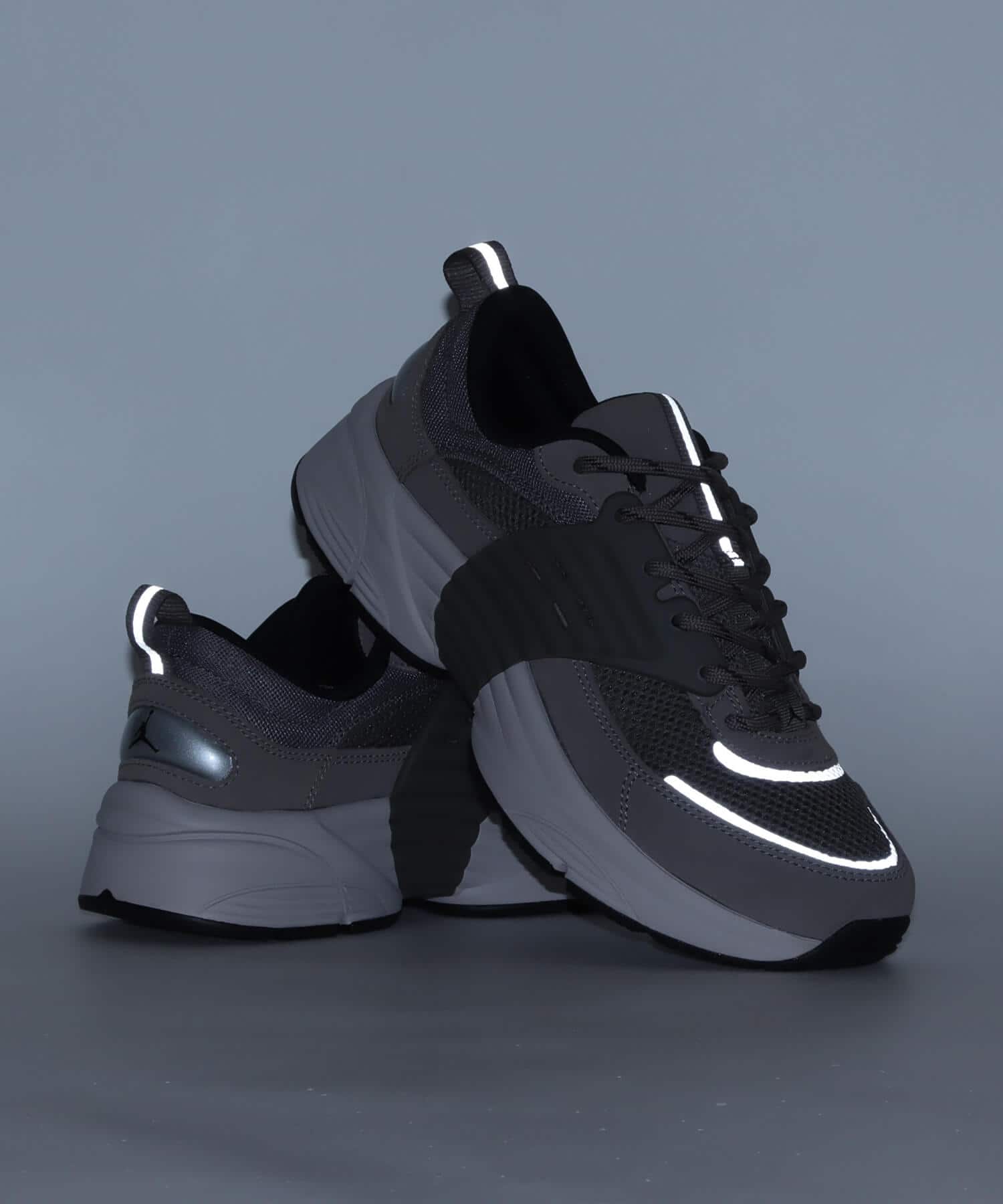 JORDAN BRAND JORDAN TRUNNER O/S CAVE STONE/BLACK-RIDGEROCK-MOON PARTICLEの画像
